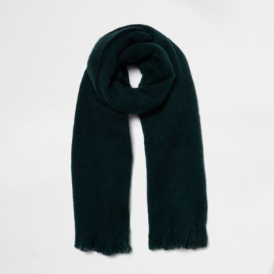 Green soft blanket scarf